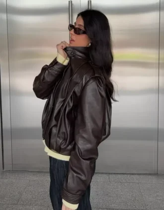 Plisovaná bunda z Faux Leather – Bundy a trenčkoty